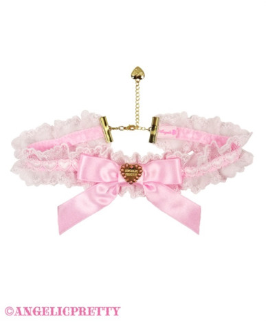 Lace Heart Charm Choker