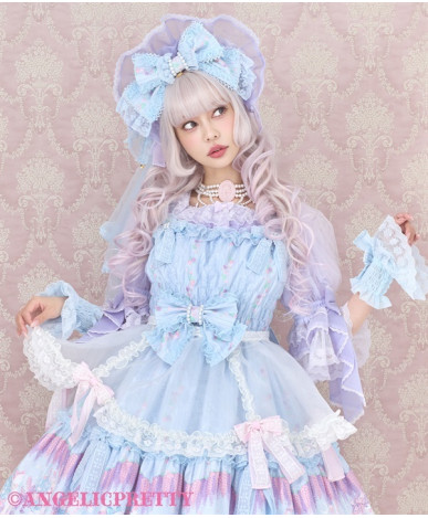 [Reservation] Into a Dream...